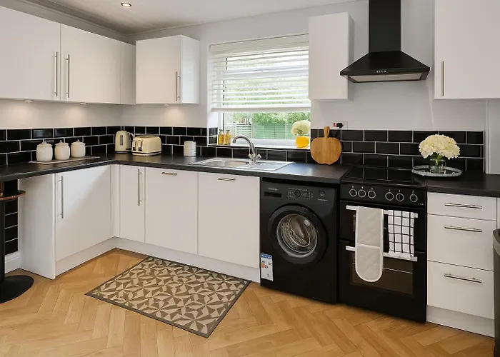 펜션 2 Double Bedrooms House, 42 Shrewsbury Road,manchester *