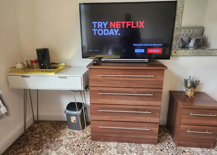 Luxury Free Wifi Old Trafford *