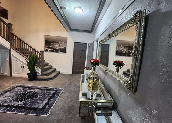 Quarto em Acomodações Particulares Luxury Free Wifi Old Trafford