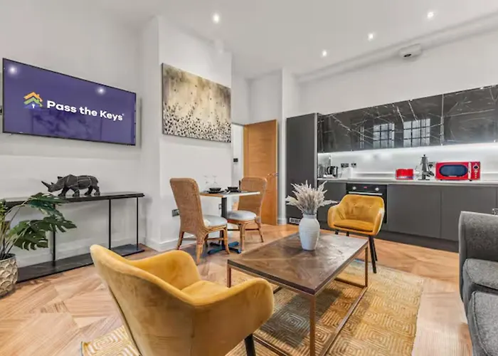 Beautifully 3bed Restored - Pass The Keys Daire *