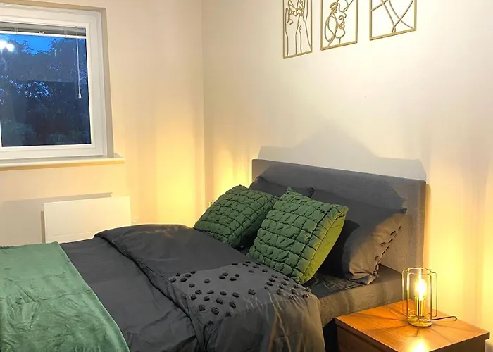 Apartamento Cozy Two Bed With Juliet Balcony And Free Secure Parking Mánchester