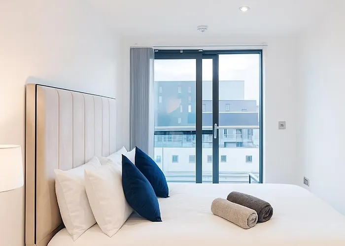 Modern Duplex Centre