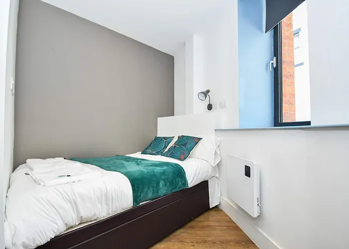 Lovely 3bed Flat In W Security 아파트