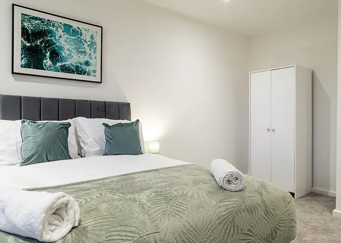 Centre, Ao Arena , With Gym Daire