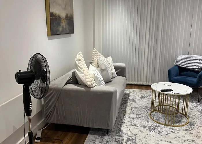 Stylish 2-bed By Cente Апартаменты Манчестер