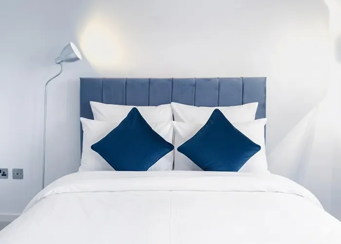 Modern Duplex Centre