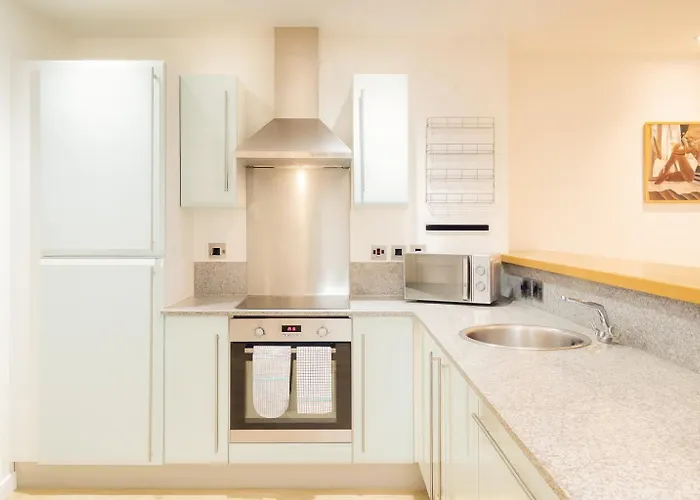 Modern Duplex Centre * Manchester