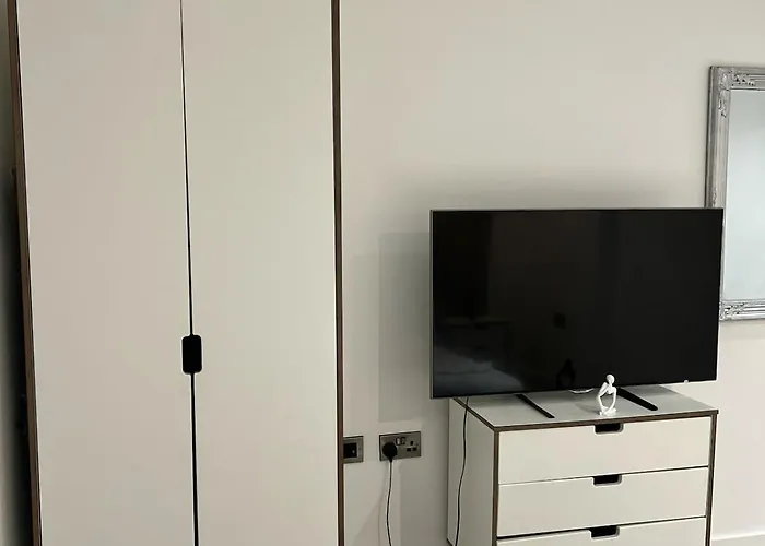 Stylish 2-bed By Cente