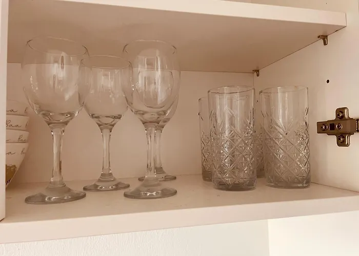 Modern & Cosy With Balcony, Near Media Centre & Old Trafford Stadium