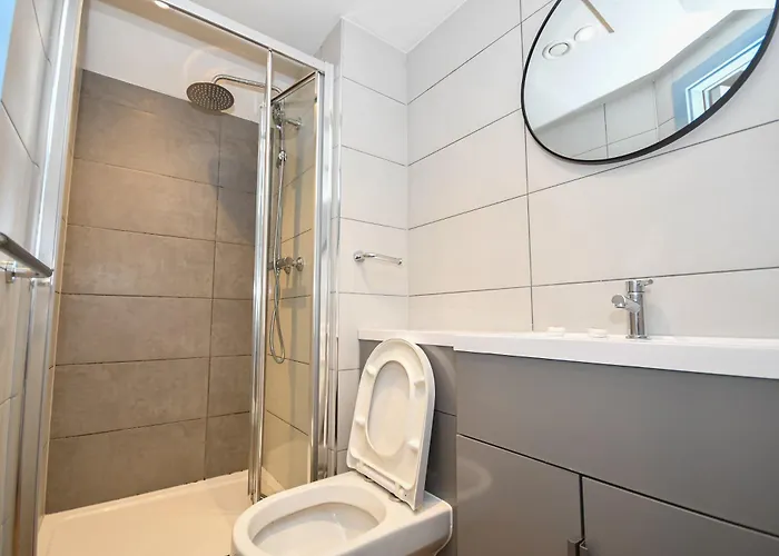 아파트 Lovely 3bed Flat In W Security