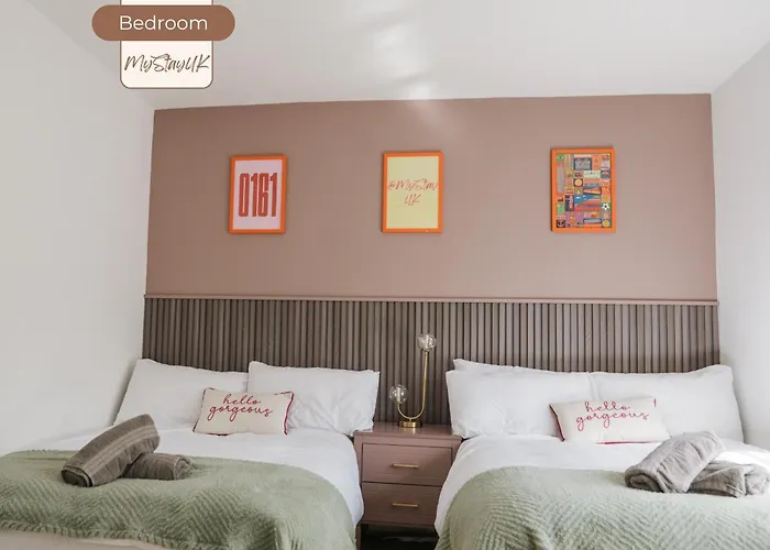 Сasa de vacaciones 3br House By Mystayuk Short Lets & Serviced With Free Parking & Contractor