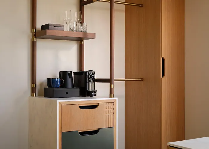 Hotel The Reach At Piccadilly, Manchester, A Tribute Portfolio Manchester