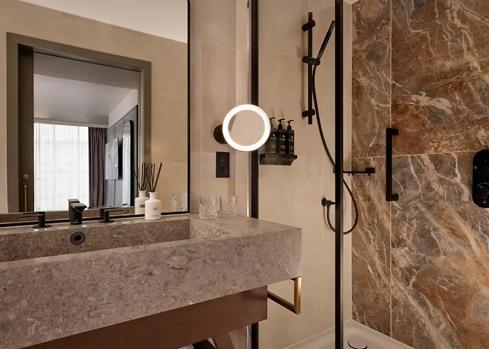 The Reach At Piccadilly, Manchester, A Tribute Portfolio