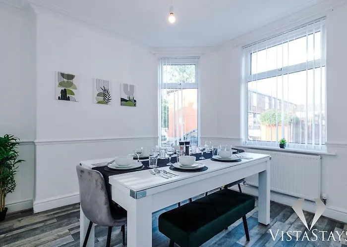 3br, Pool Table, Dart Board By Vista Short Lets Nyaraló *