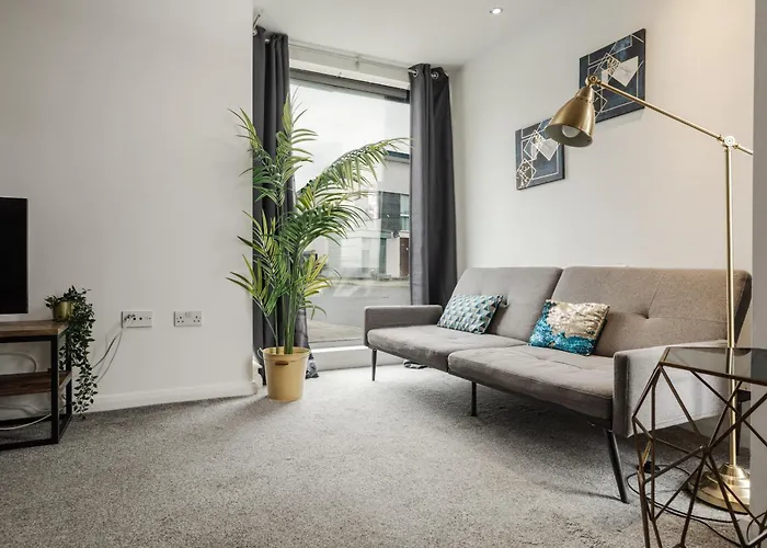 Chic 3bd Abode With Pool Table - Etihad - Coop Live - Free Parking Prázdninový dům *