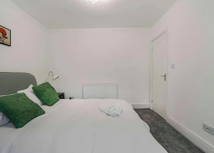 Guestready - Charming Retreat With Private Patio Гостевой дом