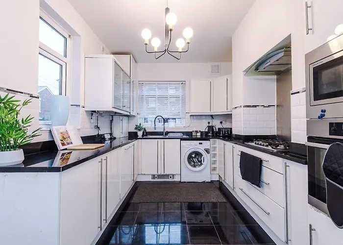 Oldtrafford - Sleeps 6 - Free Parking - Free Wifi Mánchester