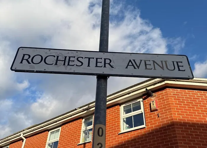 Stunning House In Chorlton