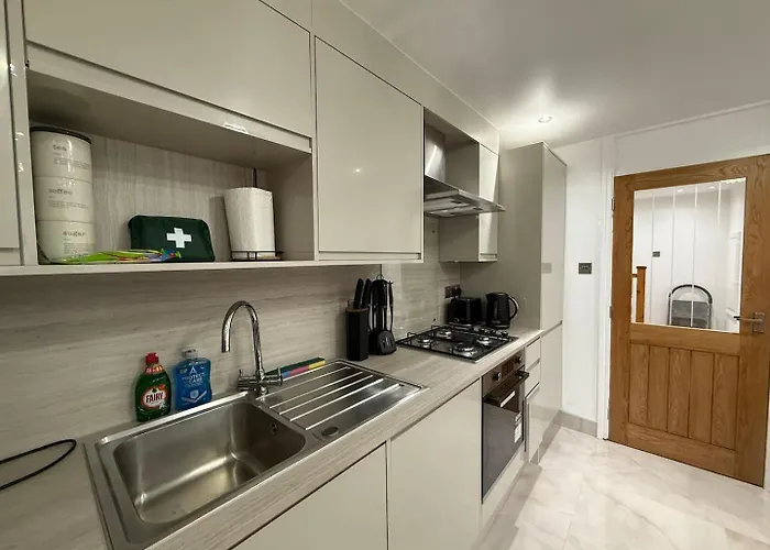 Prázdninový dům Modern & Bright 3br Near Ctr! *