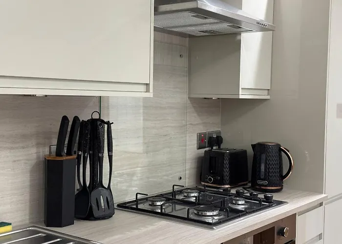 Modern & Bright 3br Near Ctr! *