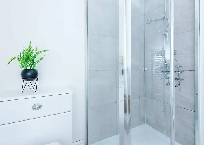 Сasa de vacaciones Oldtrafford - Sleeps 6 - Free Parking - Free Wifi Mánchester