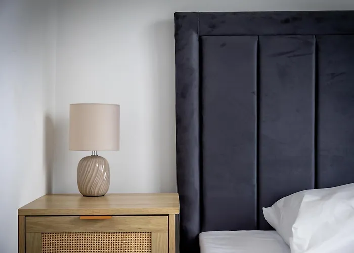 Casa vacanze 3 Bedroom House 4 Beds Free Parking 2sd Manchester