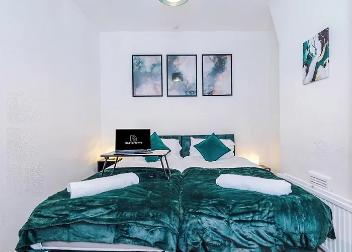 Сasa de vacaciones Oldtrafford - Sleeps 6 - Free Parking - Free Wifi *