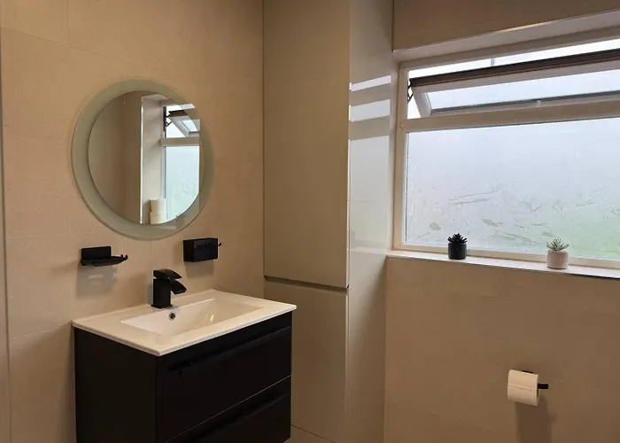 Near Old Trafford Modern 4br House For 7 Guests Tatil Evi