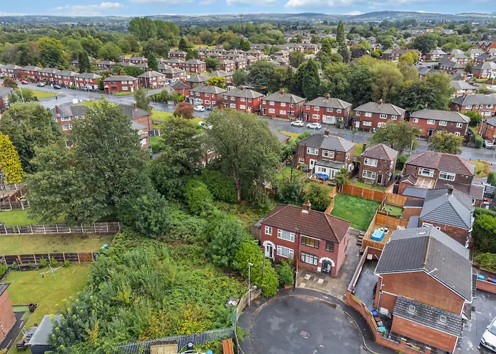 Dom wakacyjny 3 Bedroom House 4 Beds Free Parking 2sd *