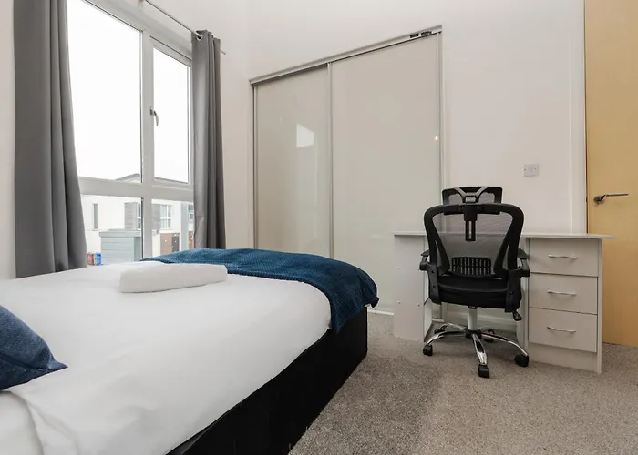 Chic 3bd Abode With Pool Table - Etihad - Coop Live - Free Parking Prázdninový dům