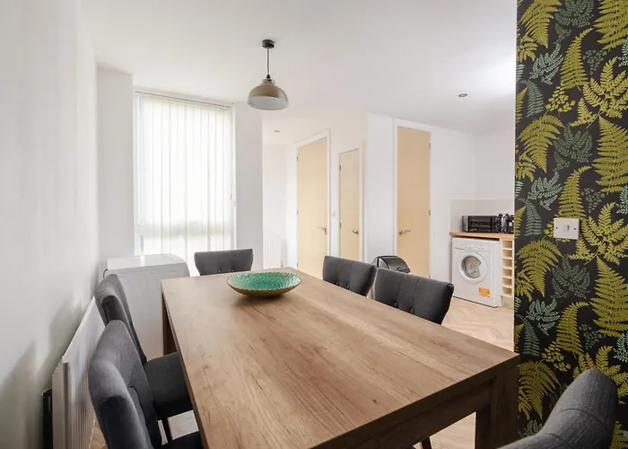 Prázdninový dům Chic 3bd Abode With Pool Table - Etihad - Coop Live - Free Parking Manchester