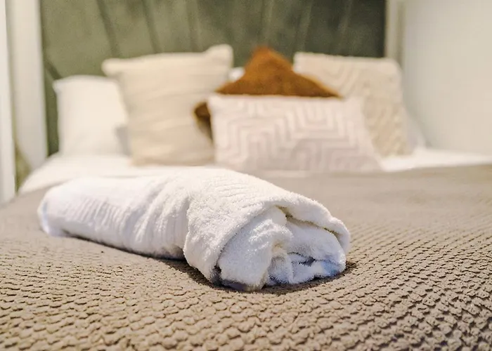 Сasa de vacaciones Oldtrafford - Sleeps 6 - Free Parking - Free Wifi