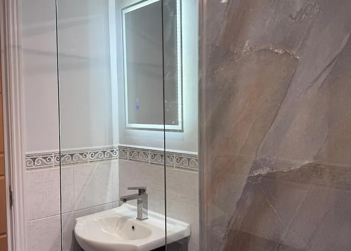 Stunning House In Chorlton * Manchester