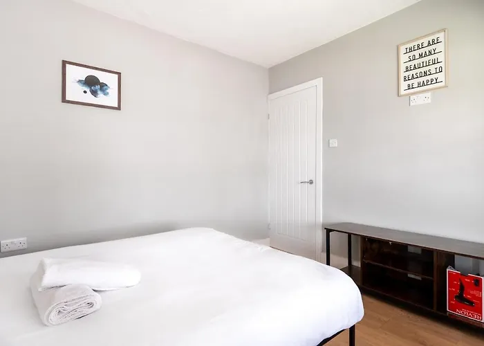 بيت للعطل Spacious 3br - Pool Table - Games - Sleeps 9