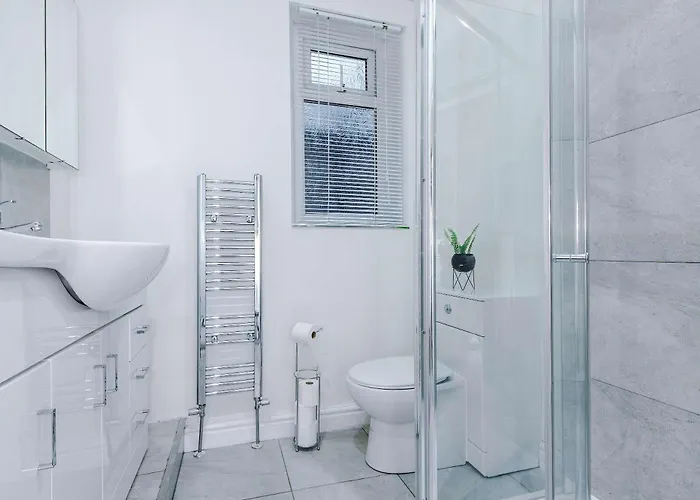 Oldtrafford - Sleeps 6 - Free Parking - Free Wifi Сasa de vacaciones