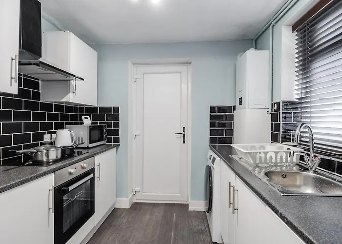 Сasa de vacaciones Spacious 3br - Pool Table - Games - Sleeps 9 Mánchester