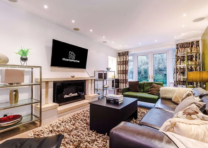 Сasa de vacaciones 4 Bed House - Sleeps 8 - Free Parking - Manchester