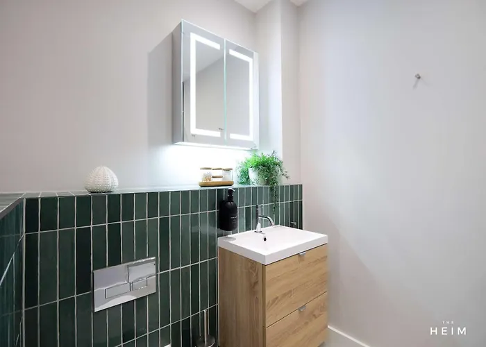 Eden At The Heim 펜션 맨체스터