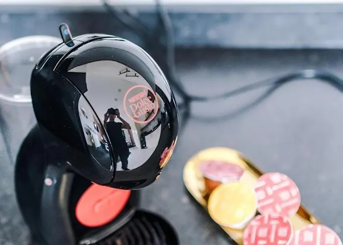 Modern 1 Bed Apartment Near Old Trafford Stadium * Manchester