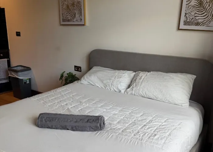 Globe M16 Apartment Manchester