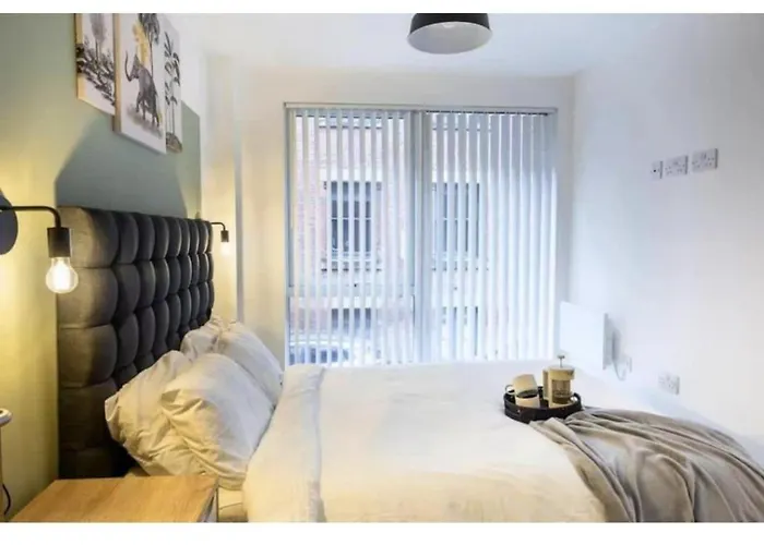 The Halo - Terrace - - Parking Mánchester