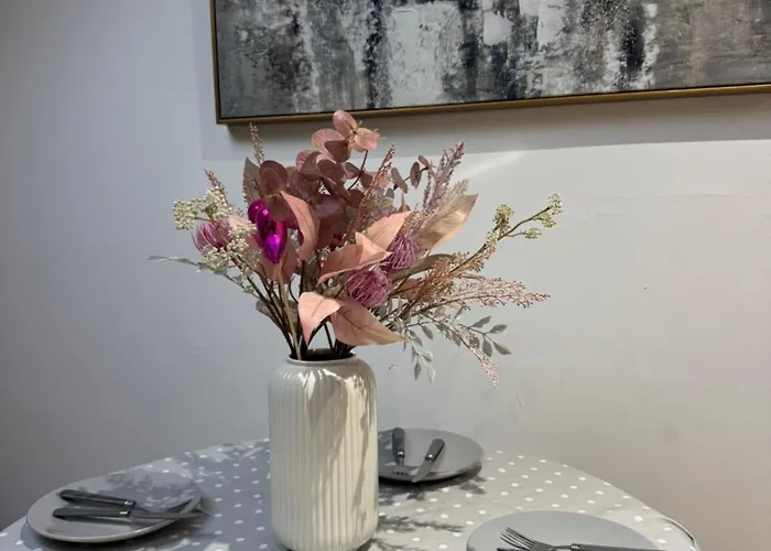 Apartment 1, Centrally Located Near Northern Quarter