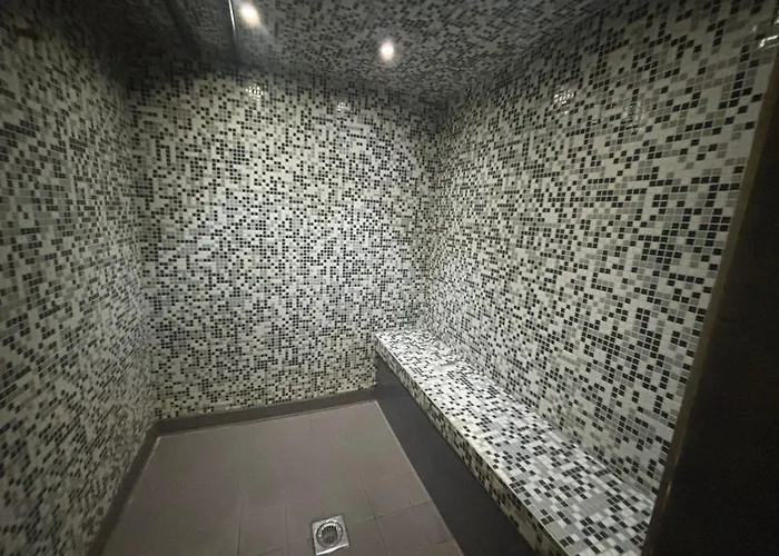 View By Eason Short Lets *