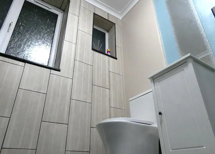 아파트 Spacious 4 Bed Maisonette Close To Salford Quays And With Smart Tvs And Netflix Perfect For Families And Contractors 맨체스터