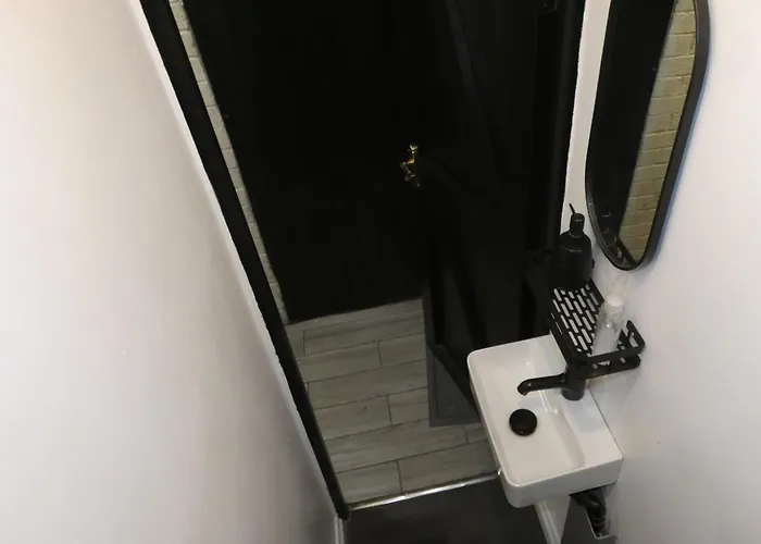 Apartamento Spacious 4 Bed Maisonette Close To Salford Quays And With Smart Tvs And Netflix Perfect For Families And Contractors