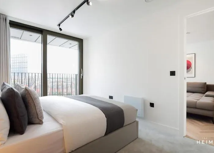 Urbano At The Heim Daire