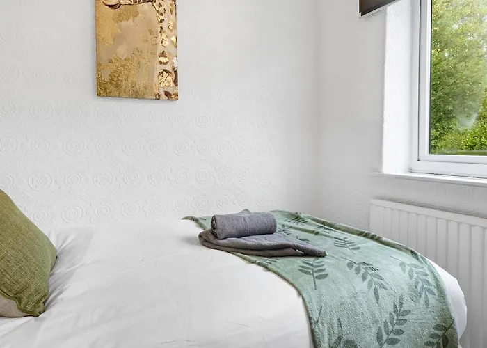 Modern Close To Events With Parking * Manchester