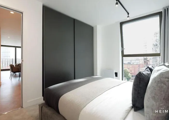 Urbano At The Heim Apartment Manchester
