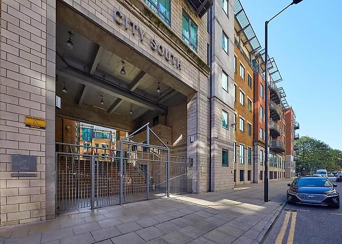 Luxury 2-bed Penthouse In Deansgate I Free Parking *