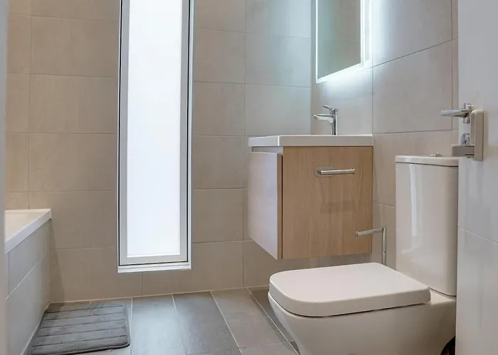 Cosy 4Br Townhouse - Rooftop - Hot Tub Apartamento